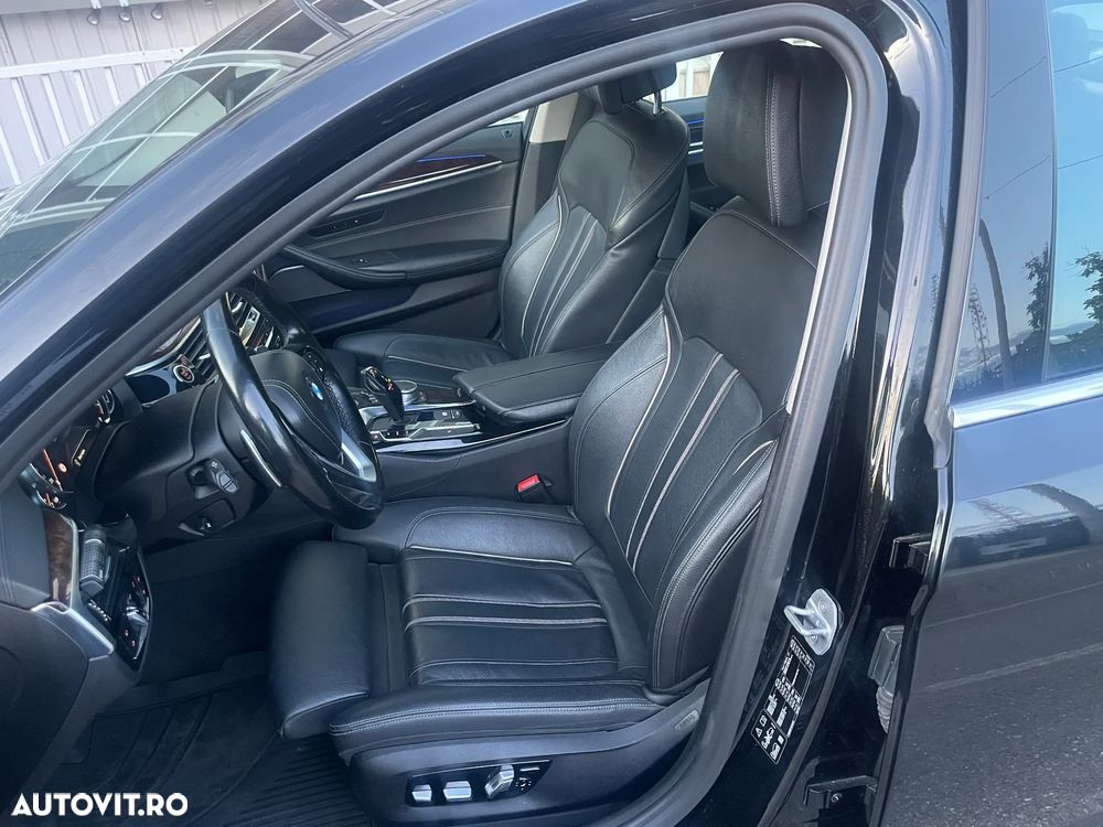 BMW Seria 5 540i xDrive Aut. Luxury Line - 13