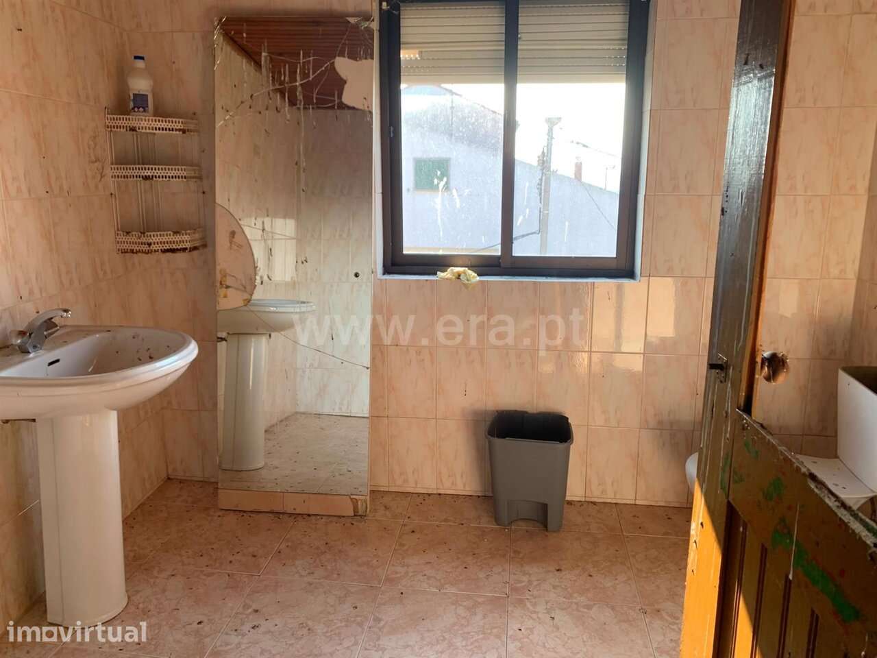Moradia T2 / Fundão, Telhado - Grande imagem: 4/14