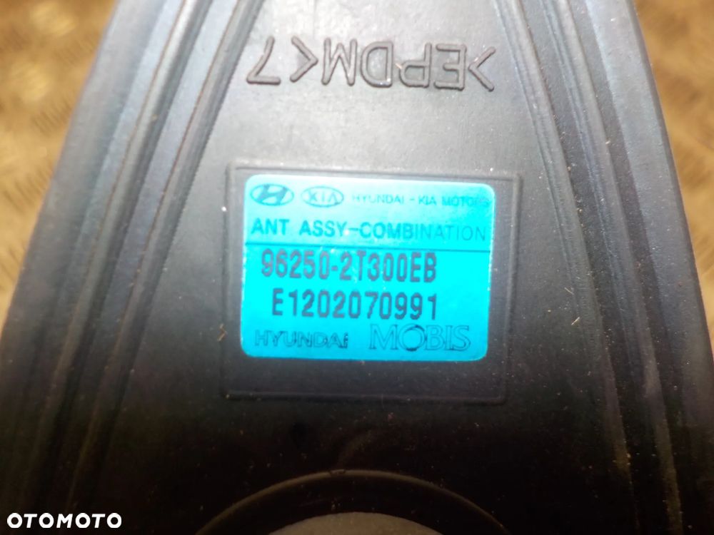 KIA OPTIMA ANTENA DACHOWA PŁETWA NAWIGACJA GPS 96250-2T300EB - 3