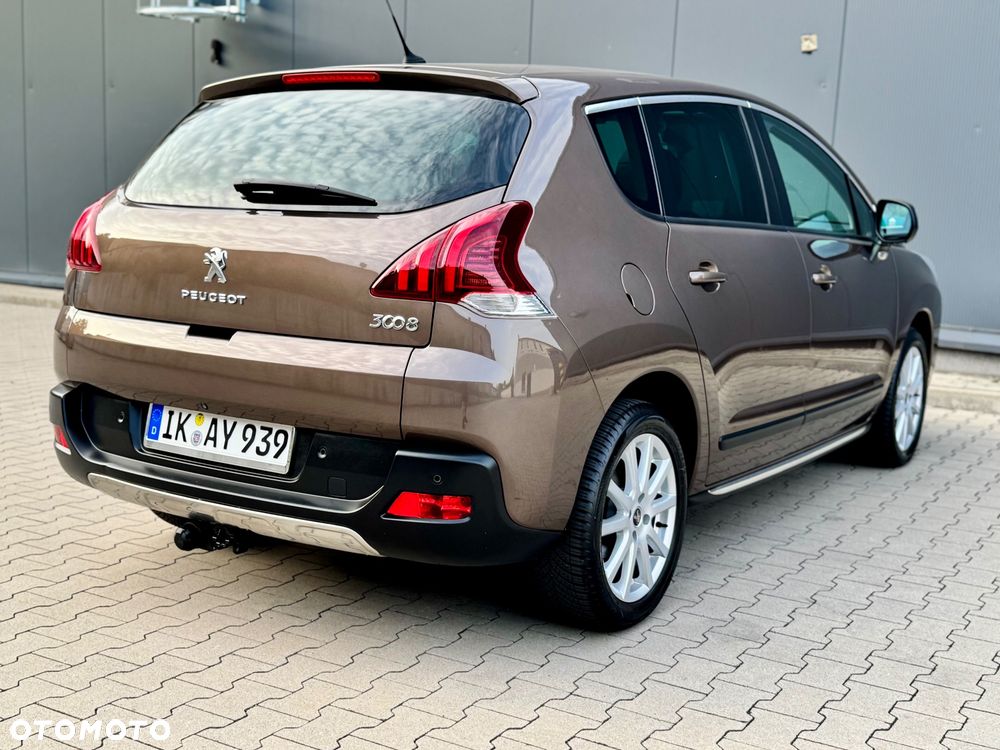 Peugeot 3008 HDi 160 Automatik Allure - 9