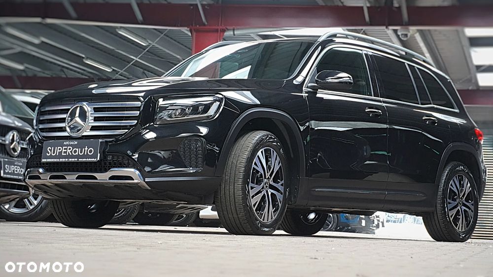 Mercedes-Benz GLB 200 7G-DCT - 7