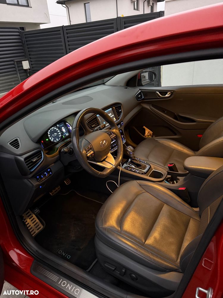 Hyundai IONIQ Hybrid 1.6 GDI Premium - 6
