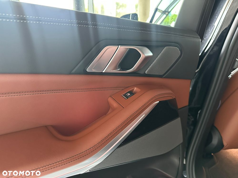 BMW X7 xDrive40d mHEV sport - 27