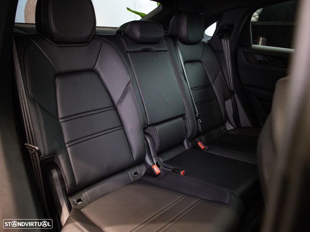 Porsche Cayenne Coupé E-Hybrid Black Edition - 43