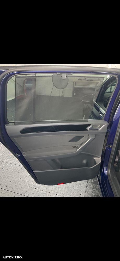 Volkswagen Touran 2.0 TDI SCR DSG Highline - 22