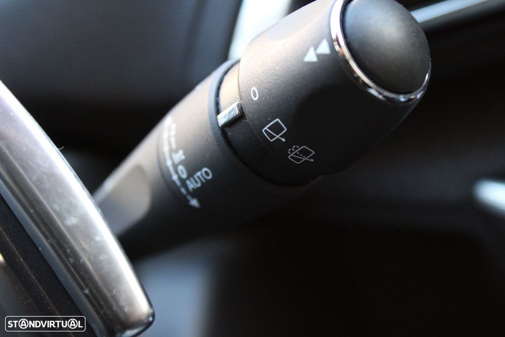 Peugeot 5008 PureTech 130 EAT8 Stop & Start Allure - 19