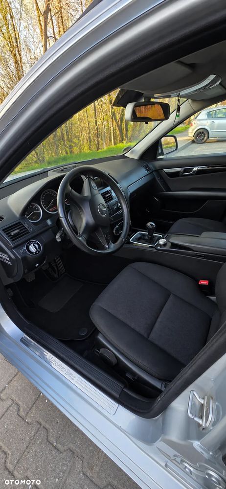 Mercedes-Benz Klasa C 180 Kompressor - 9