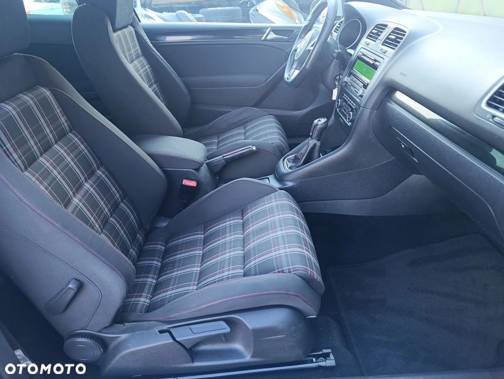Volkswagen Golf 2.0 GTI - 30