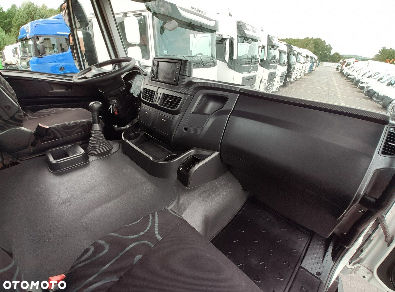 Iveco Trakker 360 EEV Manual 6x4 Wywrot 3-stronny Hydroburta Bok i Tył - 41