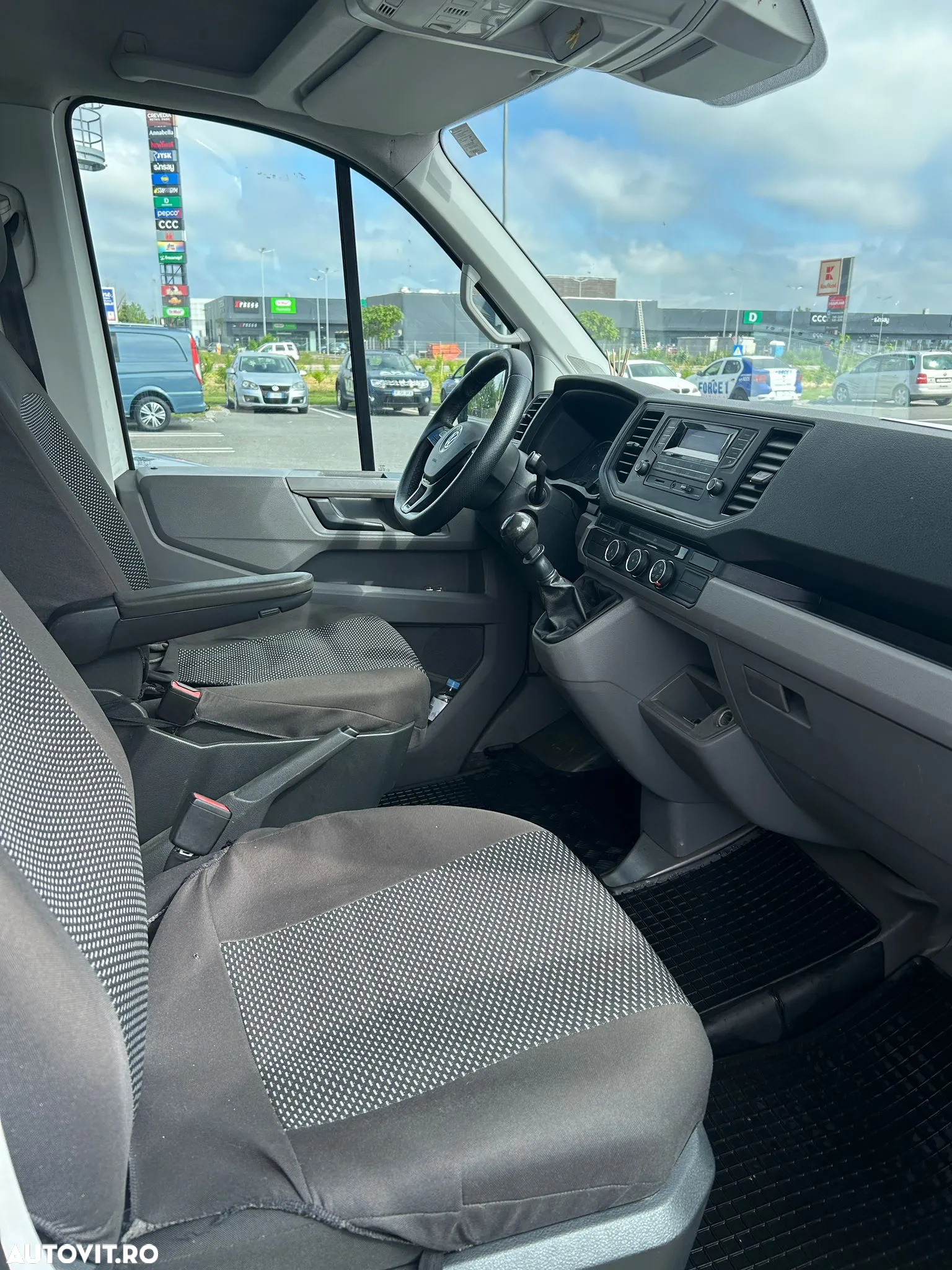Volkswagen Crafter - 13