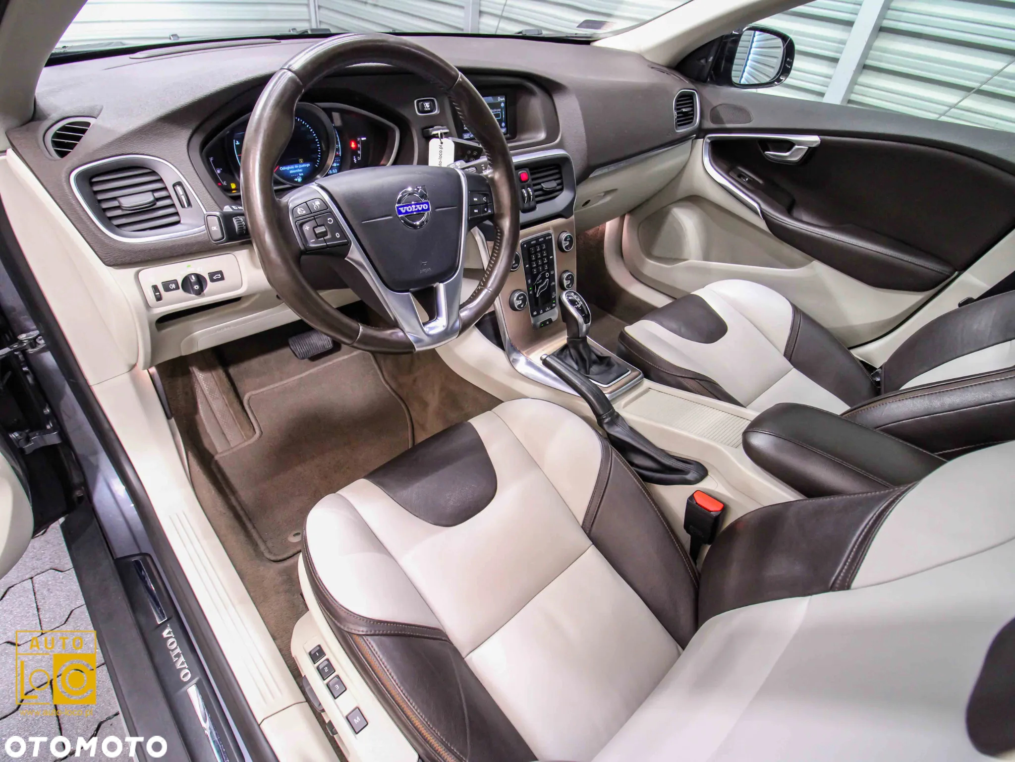 Volvo V40 Cross Country T4 AWD Summum - 18