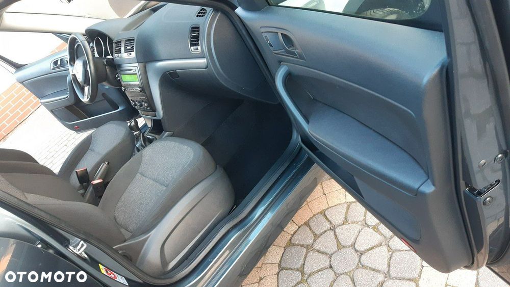 Skoda Yeti 2.0 TDI 4x4 Active - 11