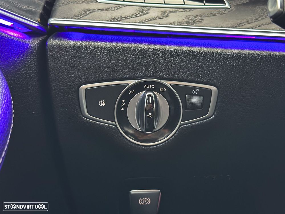 Mercedes-Benz E 220 d AMG Line - 26