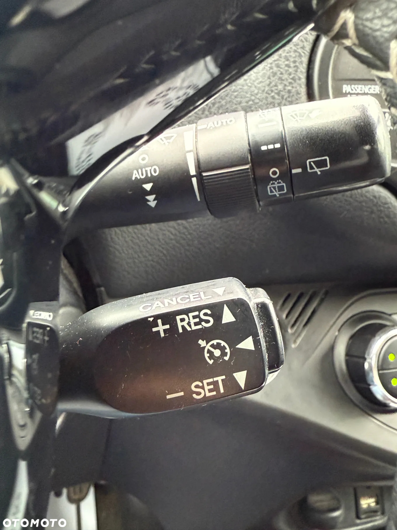 Toyota Yaris Hybrid 100 Selection Passion - 17
