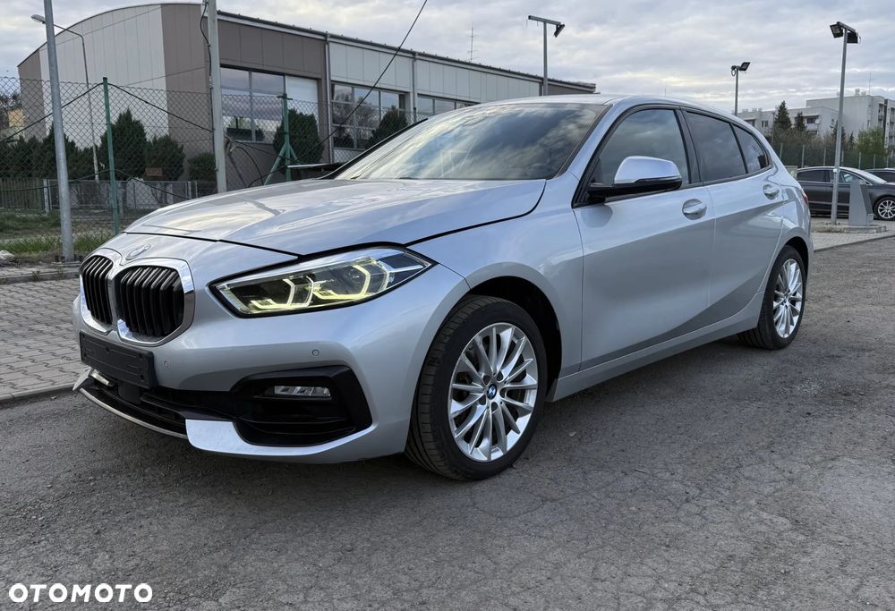 BMW Seria 1 118i Sport Line - 2