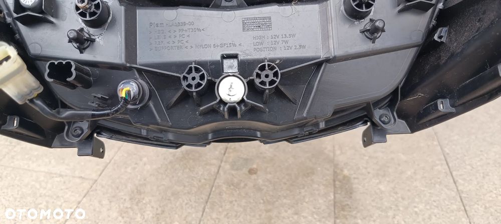 YAMAHA YZF 125 R125 Lampa Reflektor Czasza stelaż 2022 - 19