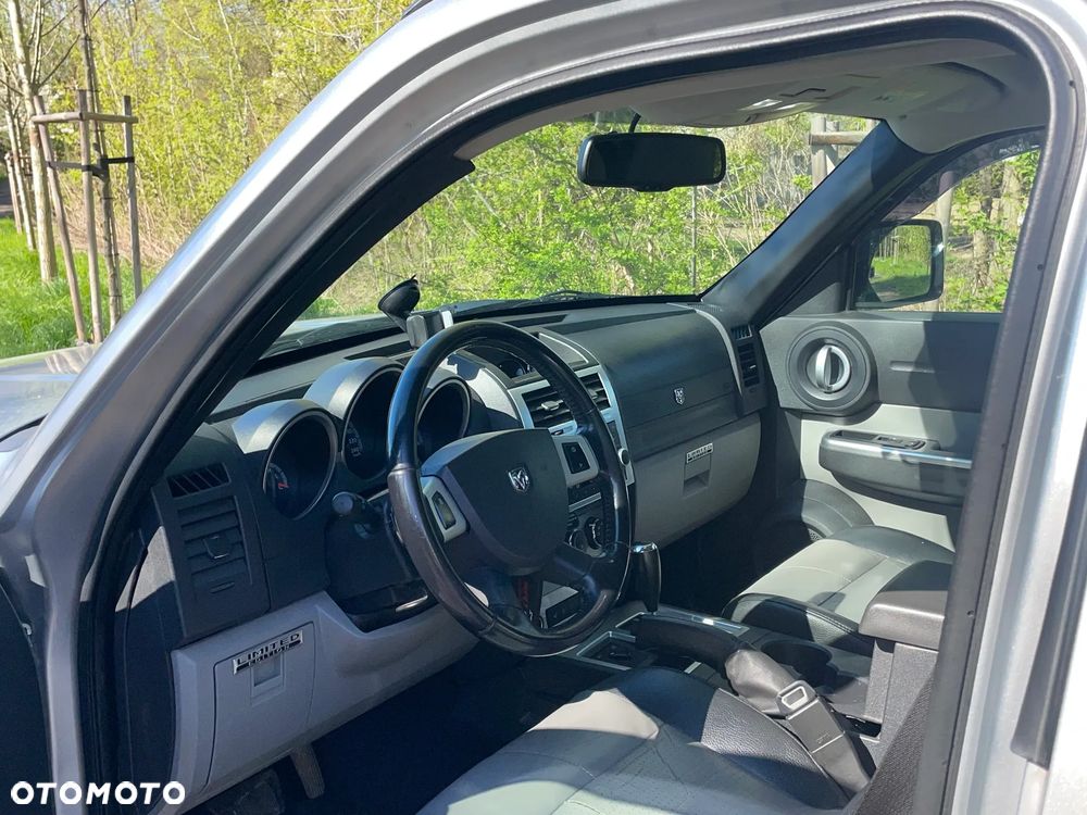Dodge Nitro 2.8 CRD SXT - 7