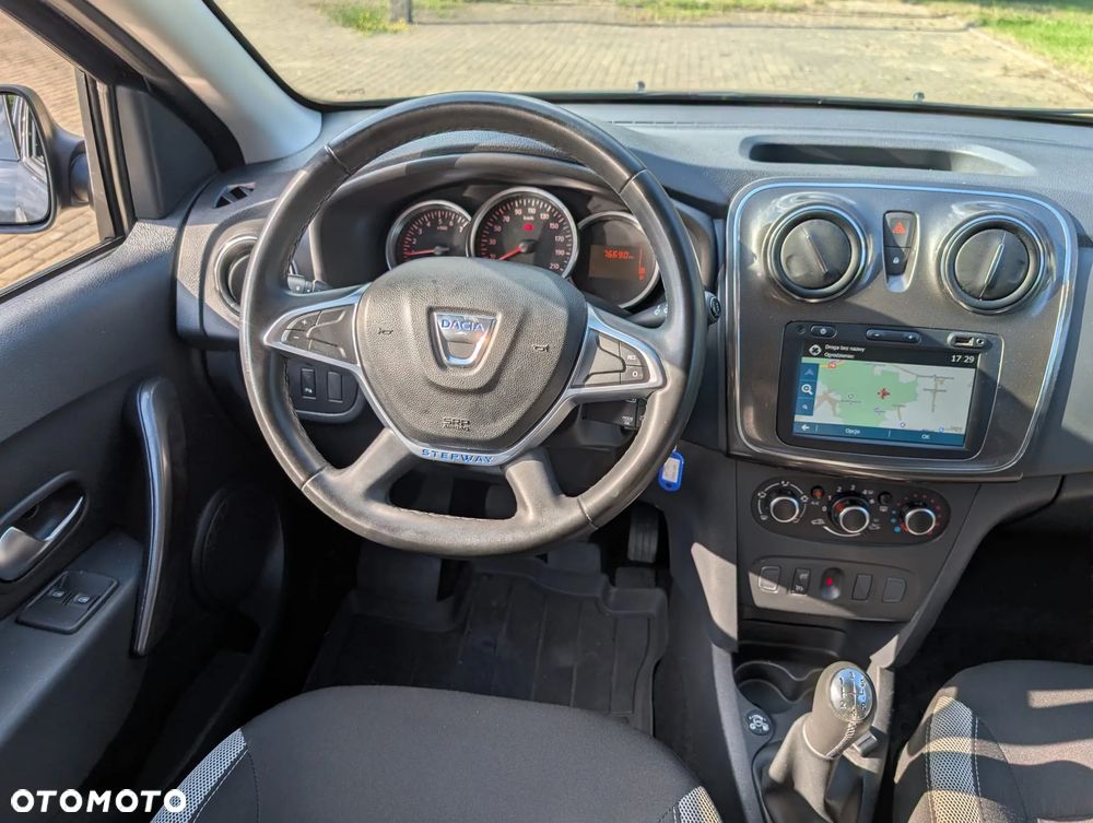 Dacia Sandero 1.0 TCe Laureate S&S - 17