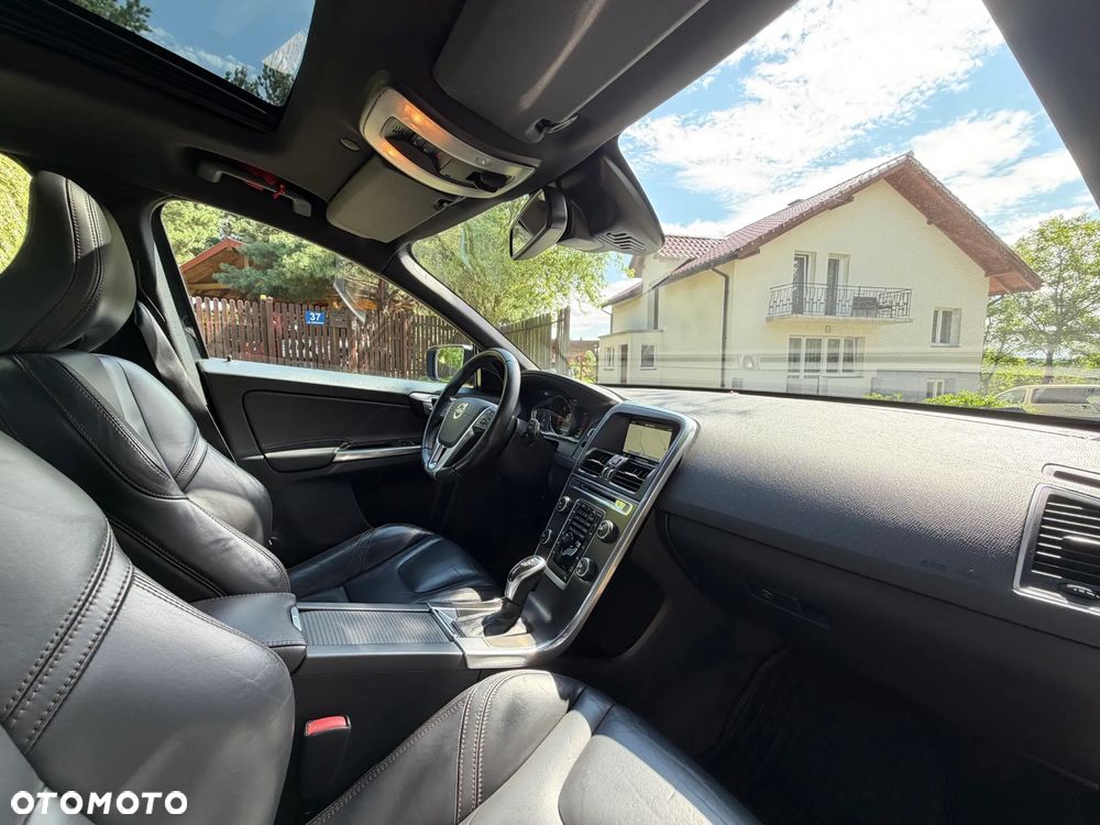 Volvo XC 60 D4 AWD Summum - 29