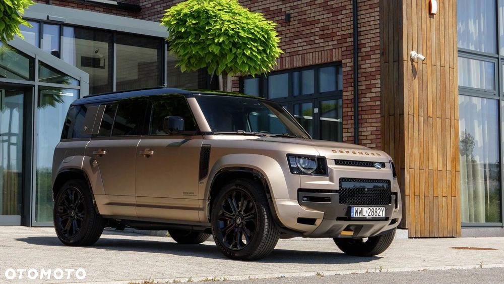 Land Rover Defender - 3