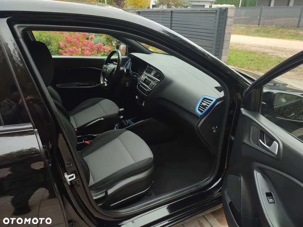 Hyundai i20 1.25 Wersja Jubileuszowa - 21