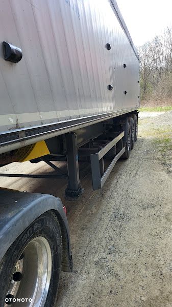 Schmitz Cargobull SKI 24 - 6