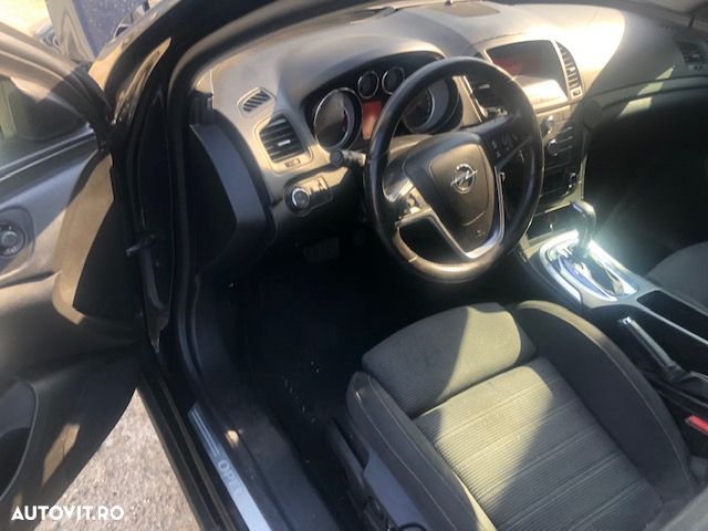 Dezmembrez Piese Opel Insignia 2012 160CP Motor cutie - 2