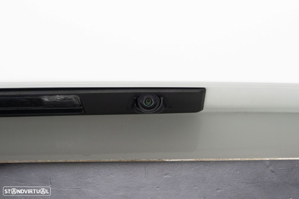 Volvo V60 2.0 T6 AWD TE R-Design - 16