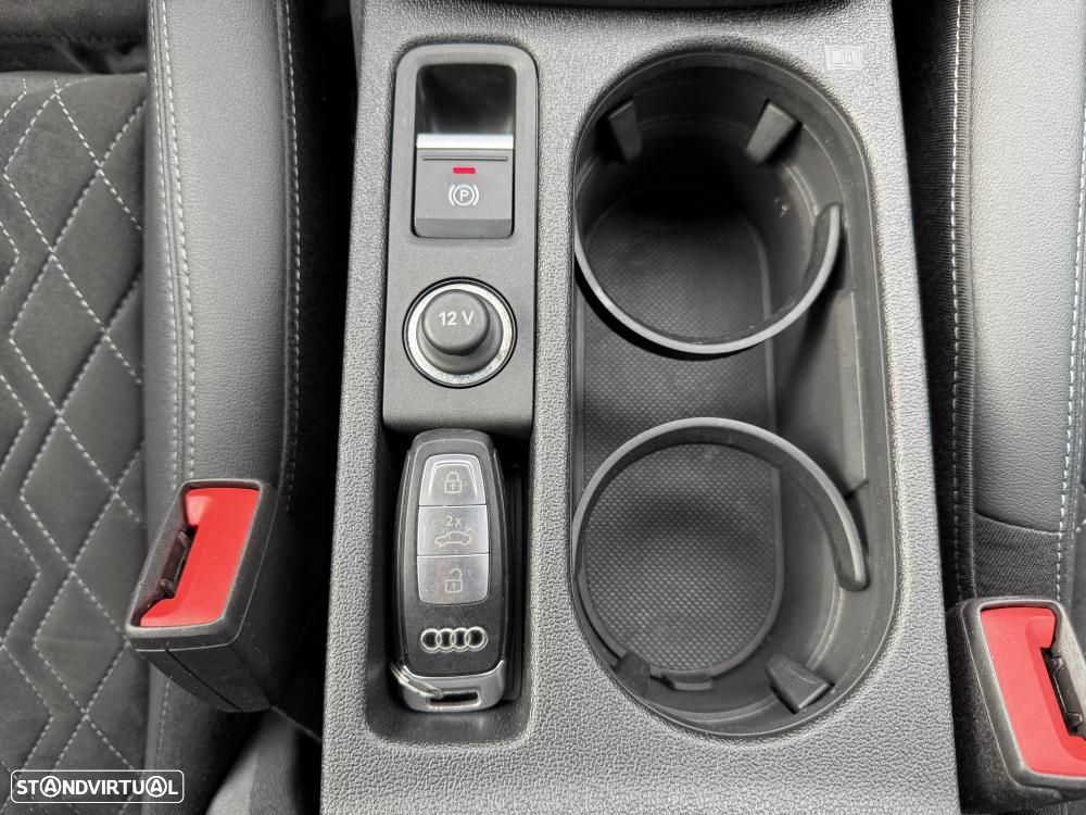 Audi A3 Sportback 45 TFSIe S tronic S line - 33