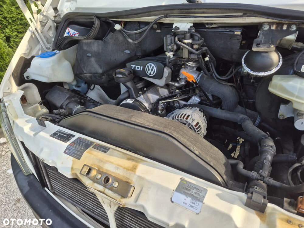 Volkswagen LT46 2.5TDi 109KM/ Skrzynia +kufer/ - 20