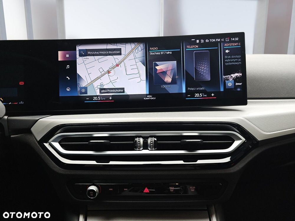 BMW Seria 3 318i - 25