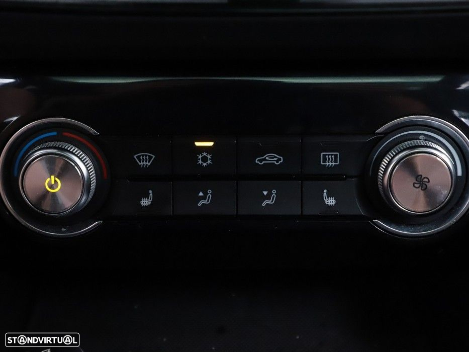 MG ZS - 19