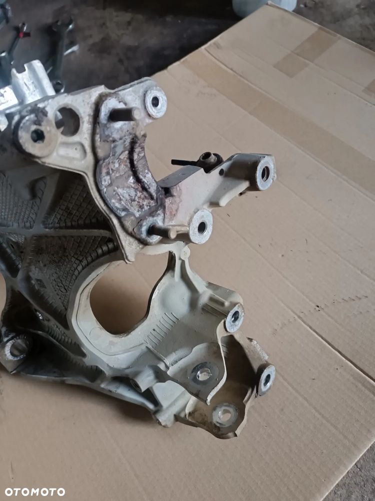 ORYGINALNY WSPORNIK ŁAPA MOCOWANIE ZAWIESZENIA PRAWE AUDI A5 F5 8W0399296E - 3