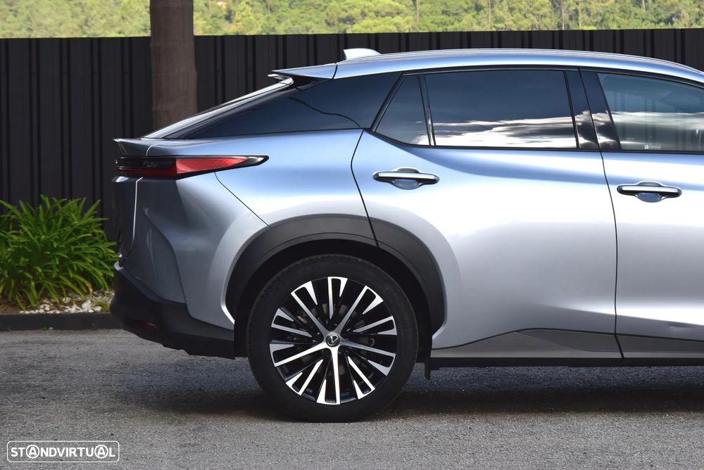 Lexus RZ 300e Premium - 7