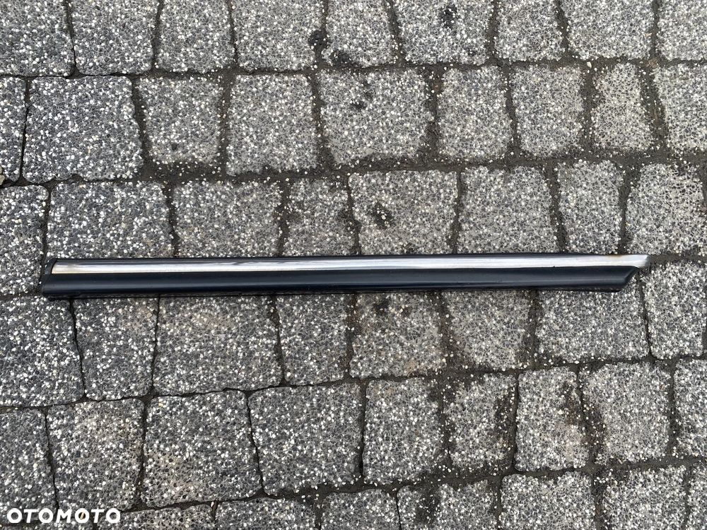 CHROMOWE LISTWY BOCZNE LEWE PRAWE MERCEDES SL SLC R107 W107 C107 - 2