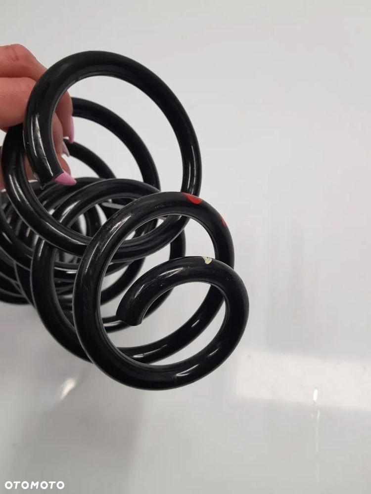 SPRĘŻYNA TYŁ RENAULT MEGANE IV HB SEDAN - 6