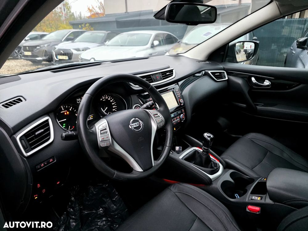 Nissan Qashqai 1.6 DCI TEKNA - 22