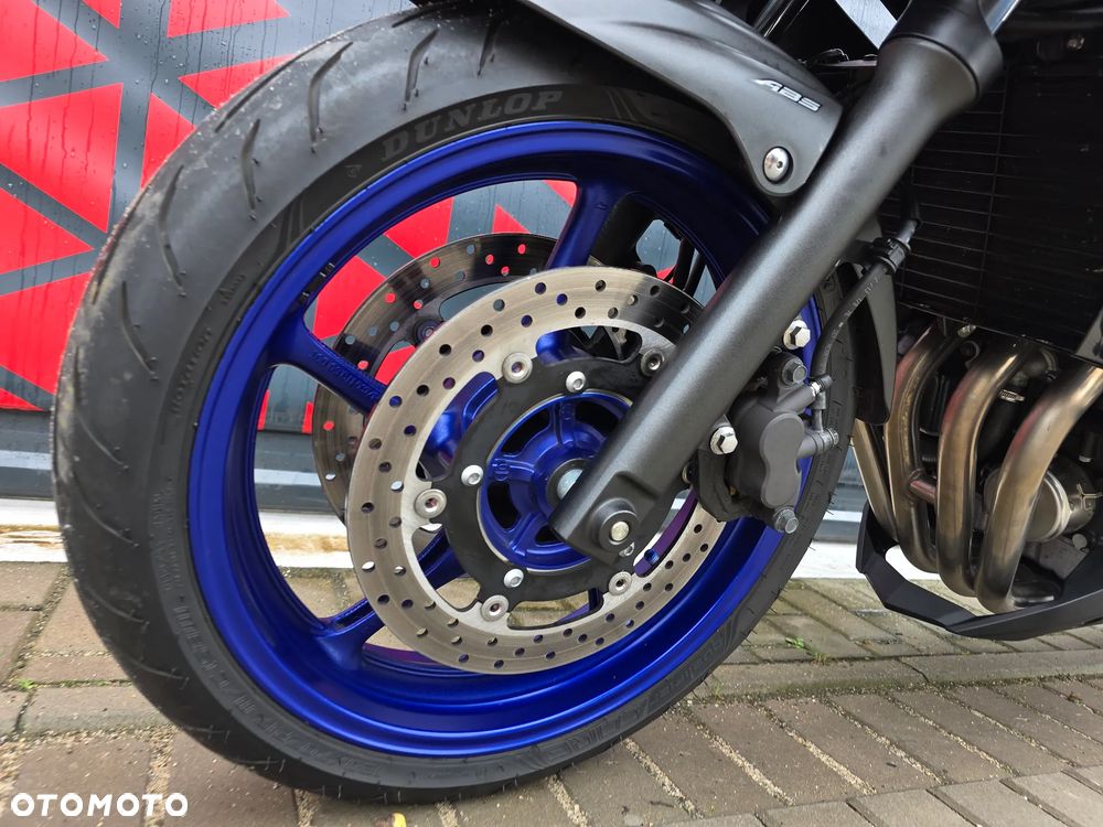 Yamaha XJ - 15