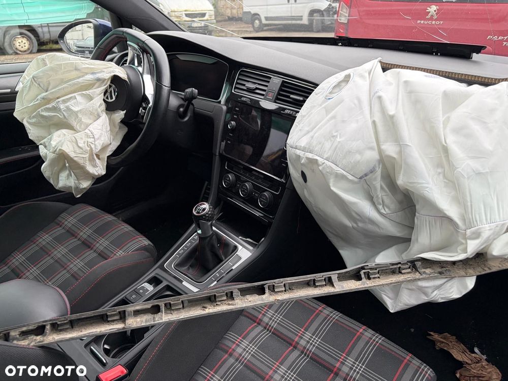 Volkswagen Golf - 7