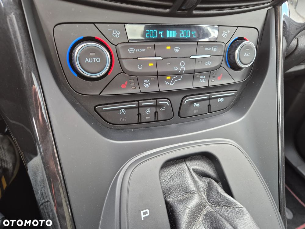 Ford Kuga 2.0 TDCi AWD ST-Line - 16