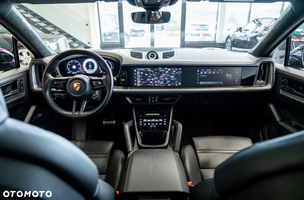 Porsche Cayenne Turbo E-Hybrid PHEV - 26