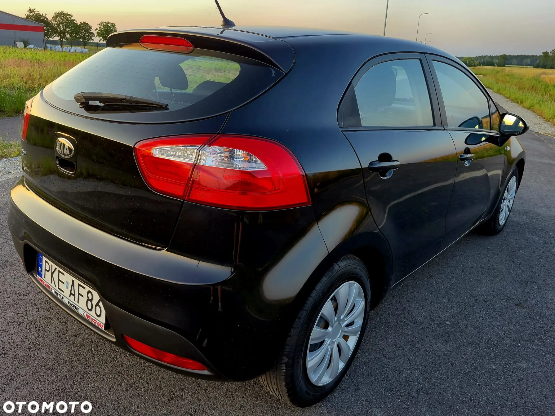 Kia Rio 1.2 Attract - 4