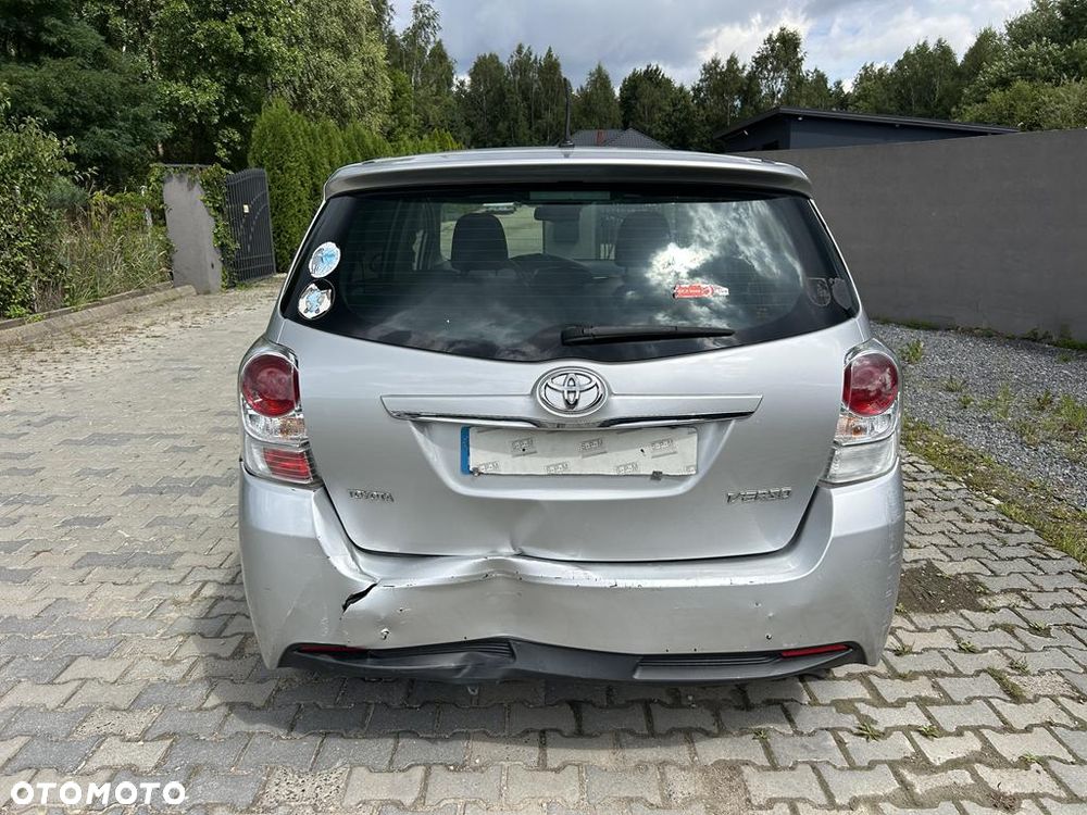 Toyota Verso 1.6 Premium - 7