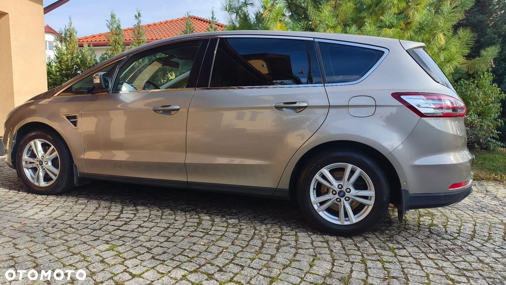 Ford S-Max 2017 photo 2