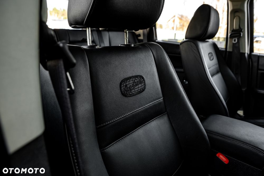 Jeep Grand Cherokee - 25