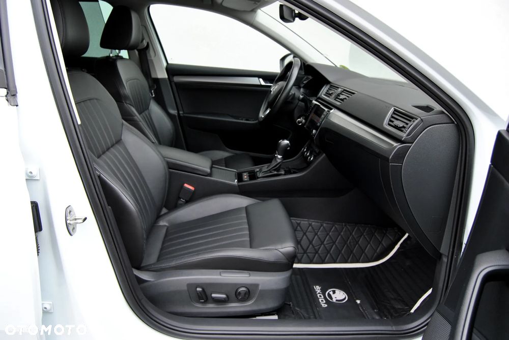 Skoda Superb 2.0 TDI 4x4 DSG Style - 21