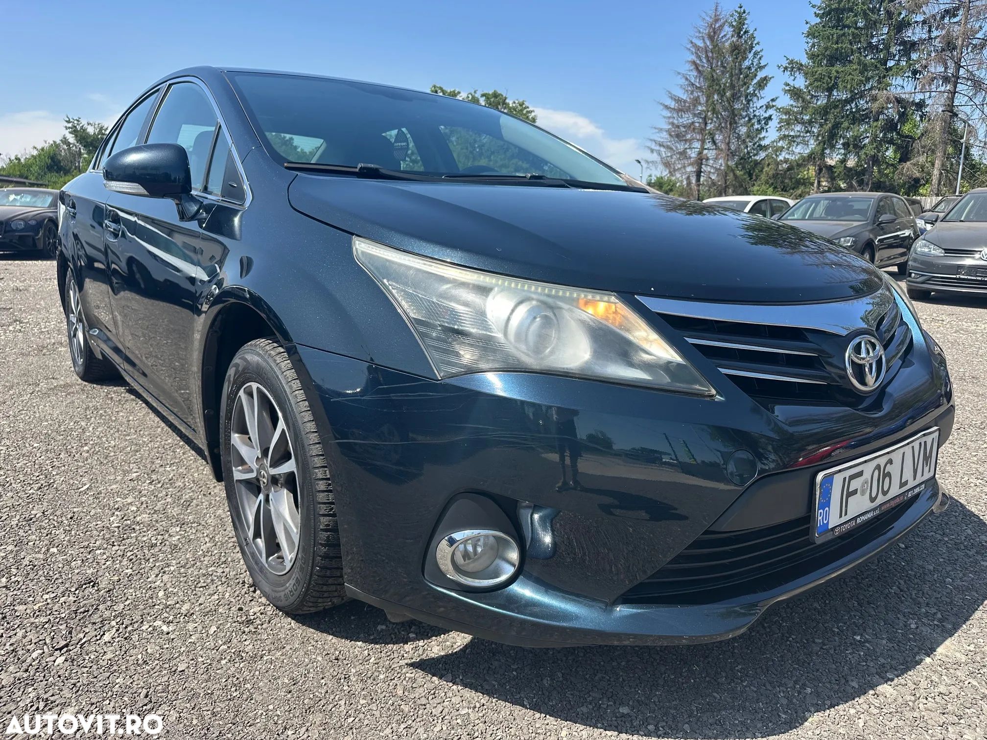 Toyota Avensis 1.8 Executive - 1