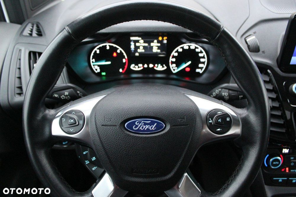 Ford Tourneo Connect - 13