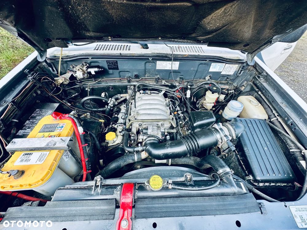 Isuzu Trooper 3.5 V6 standard - 8