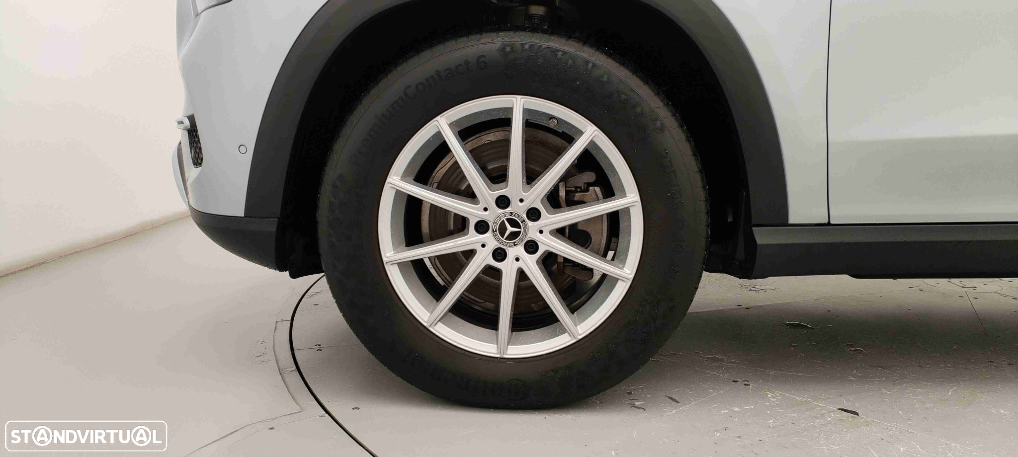 Mercedes-Benz GLE 300 d 4Matic - 14